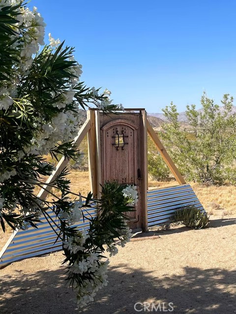 Detail Gallery Image 12 of 43 For 4319 Dusty Mile Rd, Landers,  CA 92285 - 2 Beds | 1 Baths