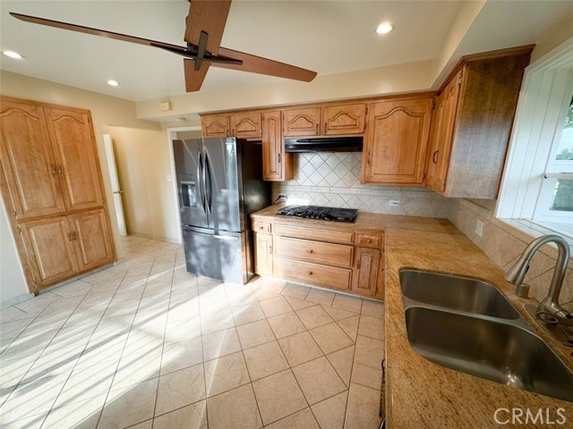 Detail Gallery Image 22 of 45 For 2651 Sleepy Hollow Pl, Glendale,  CA 91206 - 3 Beds | 2 Baths