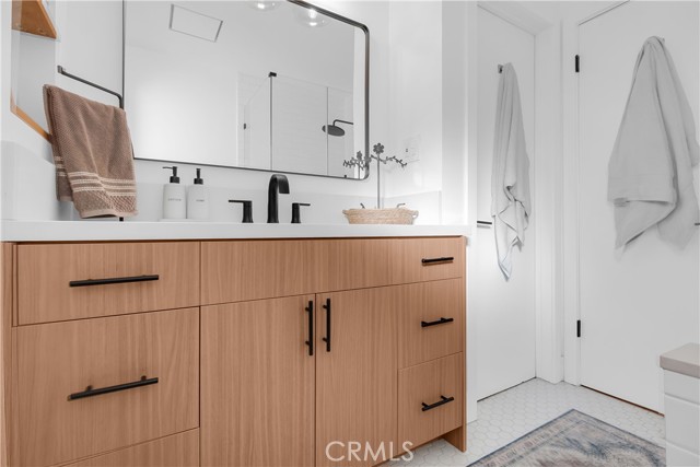 Detail Gallery Image 15 of 38 For 11432 Sophia Ave, Granada Hills,  CA 91344 - 3 Beds | 2 Baths