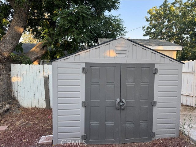 Detail Gallery Image 2 of 4 For 17785 Grand Ave #B,  Lake Elsinore,  CA 92530 - 1 Beds | 1 Baths