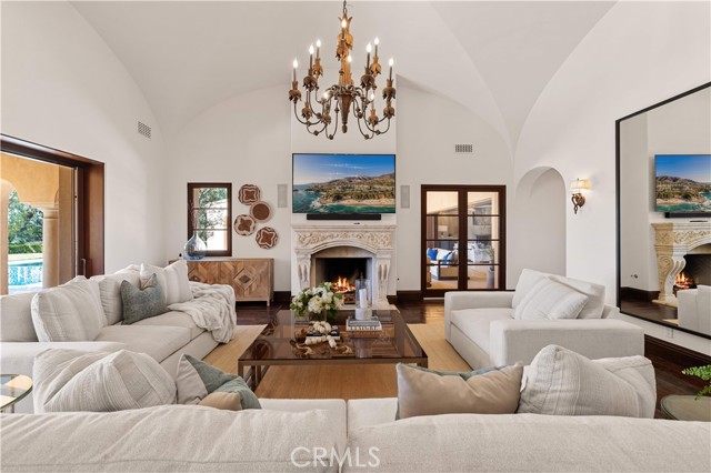 Detail Gallery Image 17 of 68 For 51 Echo, Irvine,  CA 92603 - 7 Beds | 8/5 Baths