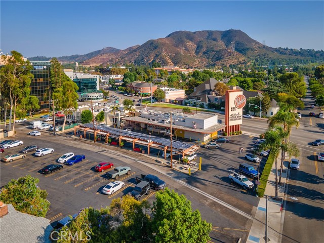 Detail Gallery Image 42 of 43 For 222 N Rose St #203,  Burbank,  CA 91505 - 1 Beds | 2 Baths