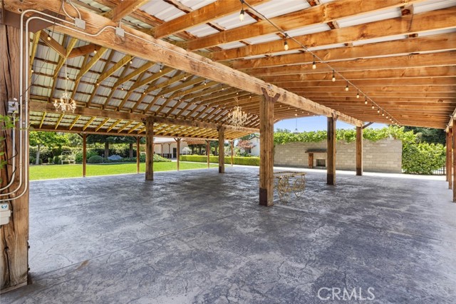 4742 Crow Road, Oakdale CA: https://media.crmls.org/medias/3eeb8e21-a1f4-4440-85fb-0a75f8eb5a55.jpg