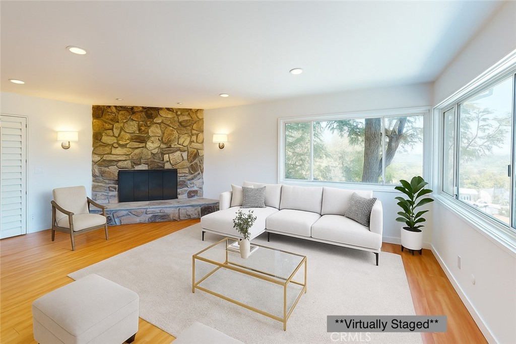 5338 Waldo Place