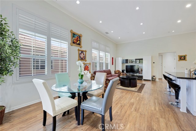 Detail Gallery Image 29 of 45 For 130 Overbrook, Irvine,  CA 92620 - 2 Beds | 2 Baths