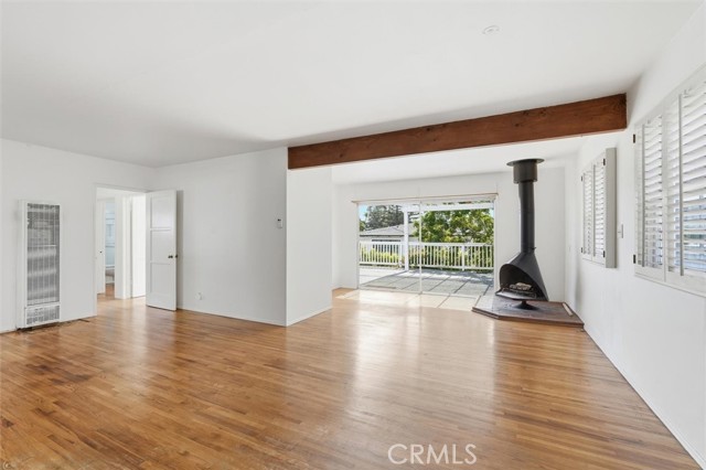 Detail Gallery Image 4 of 27 For 1320 Curtis, Manhattan Beach,  CA 90266 - 3 Beds | 2 Baths