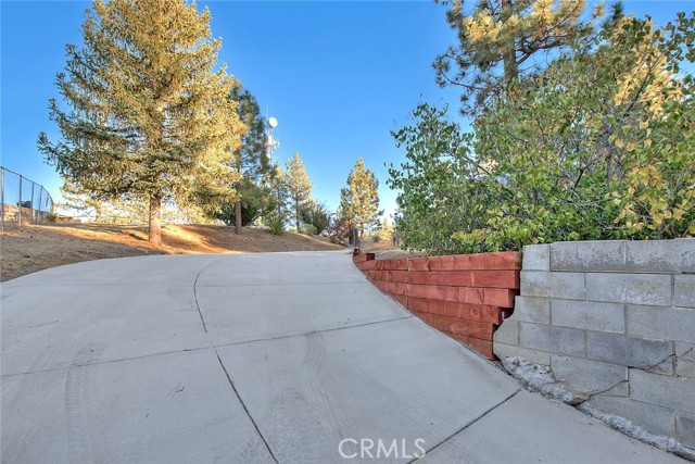 Detail Gallery Image 32 of 47 For 527 Cottage Ln, Big Bear Lake,  CA 92315 - 2 Beds | 1 Baths