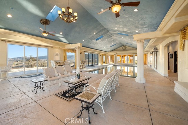 5495 Vista Serrano, Paso Robles CA: https://media.crmls.org/medias/3eede2a4-dd6d-43c8-bc7c-e541798d3afd.jpg