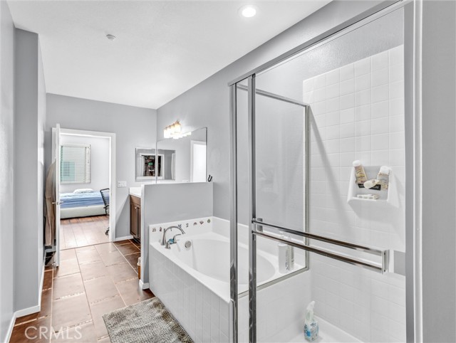 Detail Gallery Image 13 of 26 For 12922 Union #302,  Hawthorne,  CA 90250 - 2 Beds | 2 Baths