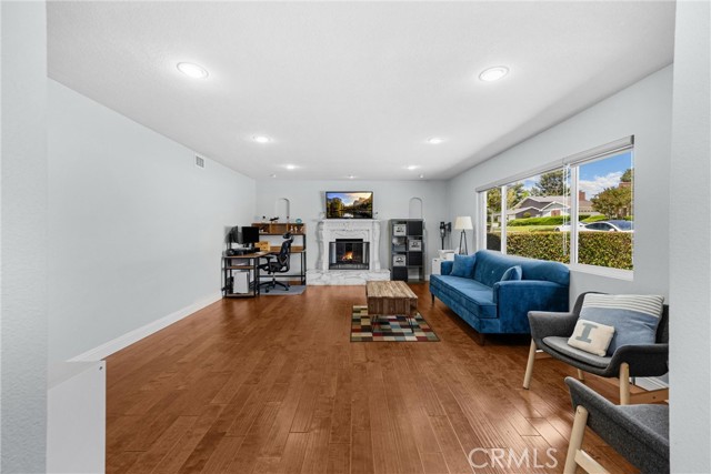 5345 Kenwood Avenue, Buena Park CA: https://media.crmls.org/medias/3eee7e0d-c24b-451a-8936-19010f6bb9fb.jpg
