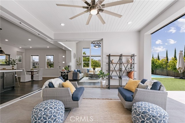 Detail Gallery Image 25 of 69 For 111 Pastel, Irvine,  CA 92618 - 4 Beds | 4/2 Baths