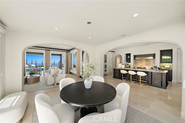 39 Sarteano Dr., Newport Coast CA: https://media.crmls.org/medias/3ef0041a-f0ea-4f6c-938d-e797f9294598.jpg