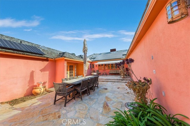 Detail Gallery Image 30 of 56 For 8547 Amestoy, –,  CA 91325 - 5 Beds | 4 Baths