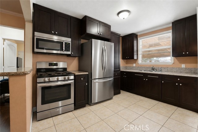 3 Bed Home for Sale in Compton, California