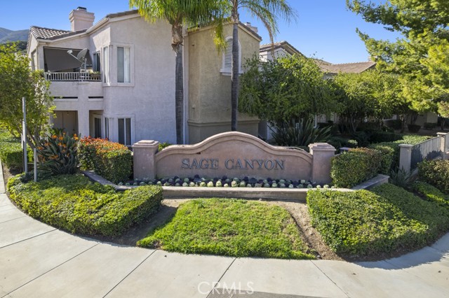 Detail Gallery Image 4 of 31 For 2320 Del Mar #102,  Corona,  CA 92882 - 1 Beds | 1 Baths