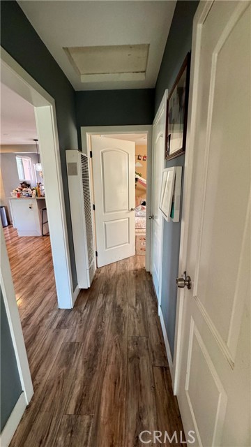 806 E 91st, Los Angeles CA: https://media.crmls.org/medias/3ef1c56f-1c26-4762-9f6e-6119d76fd295.jpg