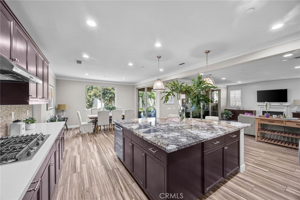 MLS #WS25158608 img 8