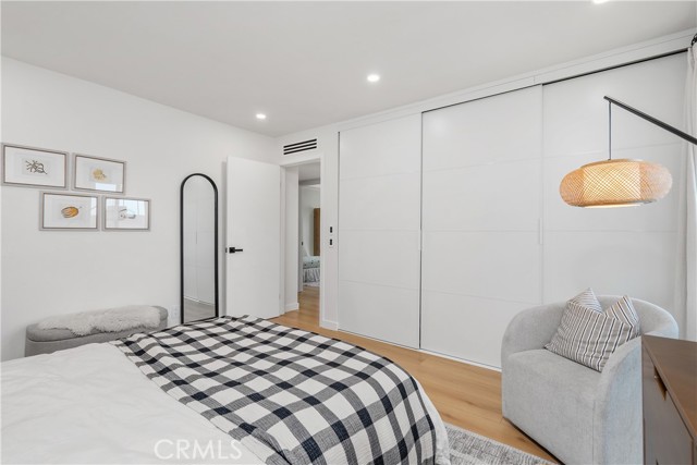 Detail Gallery Image 13 of 31 For 20134 Leadwell St. #218,  Winnetka,  CA 91306 - 3 Beds | 2 Baths