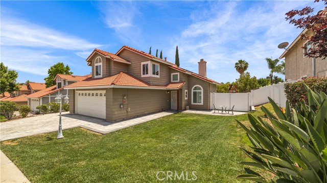 Detail Gallery Image 3 of 38 For 9141 Clay Canyon Dr, Corona,  CA 92883 - 3 Beds | 2/1 Baths