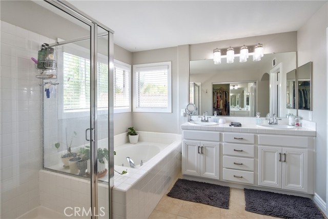 31264 Jura Court, Temecula CA: https://media.crmls.org/medias/3ef37940-cf8d-4dc2-bc89-b25368e038fd.jpg