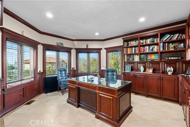 Detail Gallery Image 16 of 75 For 1603 Calle Cristina, San Dimas,  CA 91773 - 5 Beds | 5/1 Baths