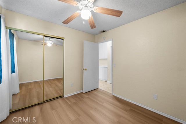 45260 7th E Street, Lancaster CA: https://media.crmls.org/medias/3ef495e6-ab4d-41fc-b9d2-8ba8f4b3a8c1.jpg