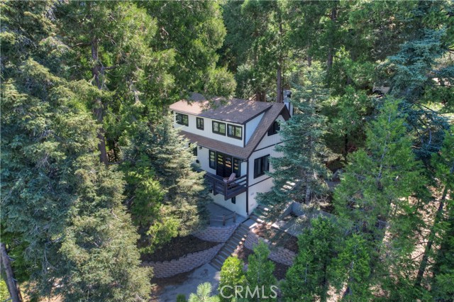 28545 Wabash Drive, Lake Arrowhead CA: https://media.crmls.org/medias/3ef4e5d4-7f41-4d69-9d4f-30797926f133.jpg