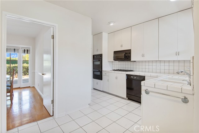 Detail Gallery Image 11 of 49 For 527 Camino De Encanto, Redondo Beach,  CA 90277 - 3 Beds | 2 Baths