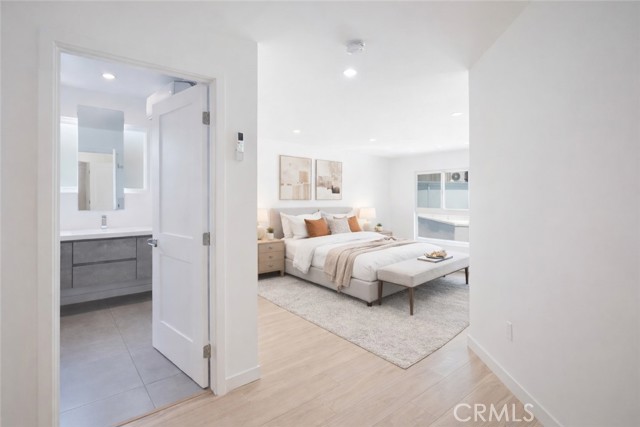 Detail Gallery Image 25 of 35 For 1346 N Stanley Ave #1,  Los Angeles,  CA 90046 - 4 Beds | 4/1 Baths