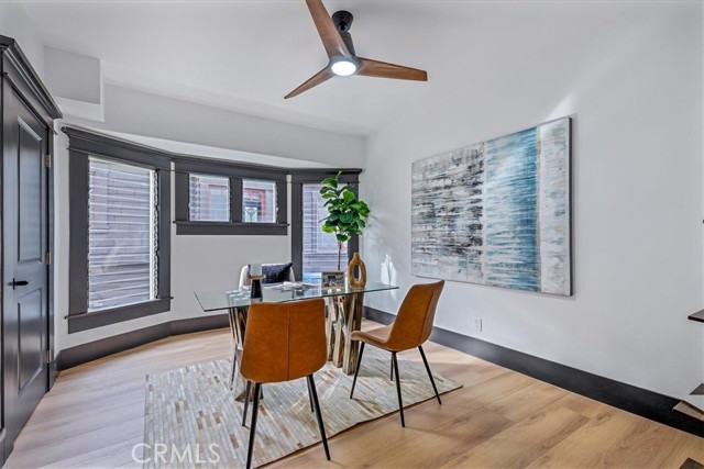 Detail Gallery Image 16 of 39 For 2274 W 21st St, Los Angeles,  CA 90018 - 4 Beds | 3 Baths