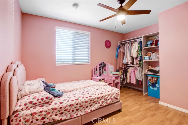 Detail Gallery Image 11 of 14 For 3272 Mariposa, Perris,  CA 92571 - 4 Beds | 2/1 Baths