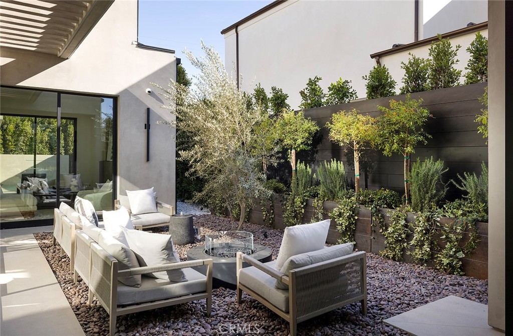 4146 Saint Clair AvenueStudio City img 13