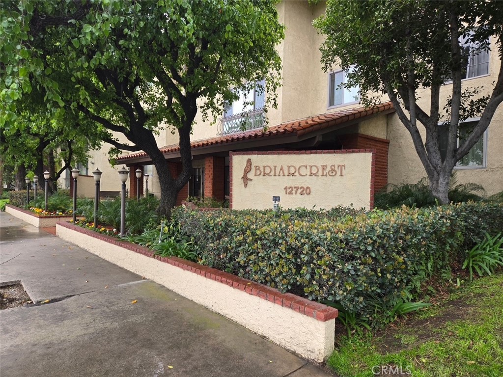 12720 Burbank #311