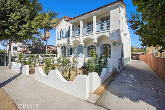 Detail Gallery Image 2 of 75 For 2840 Potomac Ave #1/2,  Los Angeles,  CA 90016 - 2 Beds | 1 Baths