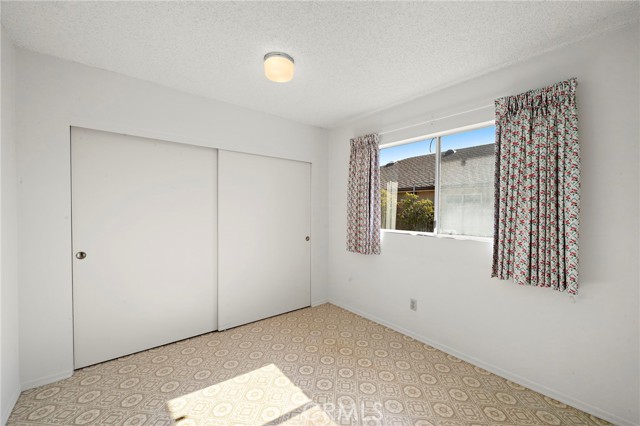 11551 Gladstone Circle, Fountain Valley CA: https://media.crmls.org/medias/3ef87805-6ec3-4992-a4dd-69af45e0ad79.jpg