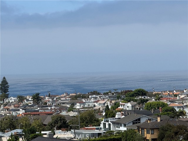 424 Mendoza, Corona del Mar CA: https://media.crmls.org/medias/3ef89052-c7a2-4218-973f-bec882c6ef9f.jpg