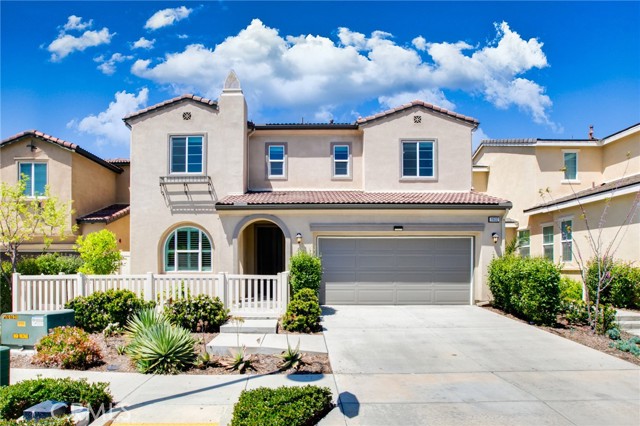 Detail Gallery Image 1 of 28 For 11632 Solaire Way, Chino,  CA 91710 - 4 Beds | 3 Baths
