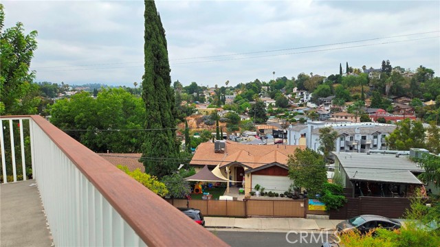 787 Terrace 49, Los Angeles CA: https://media.crmls.org/medias/3ef9df2e-d890-4173-850d-528da85275a0.jpg