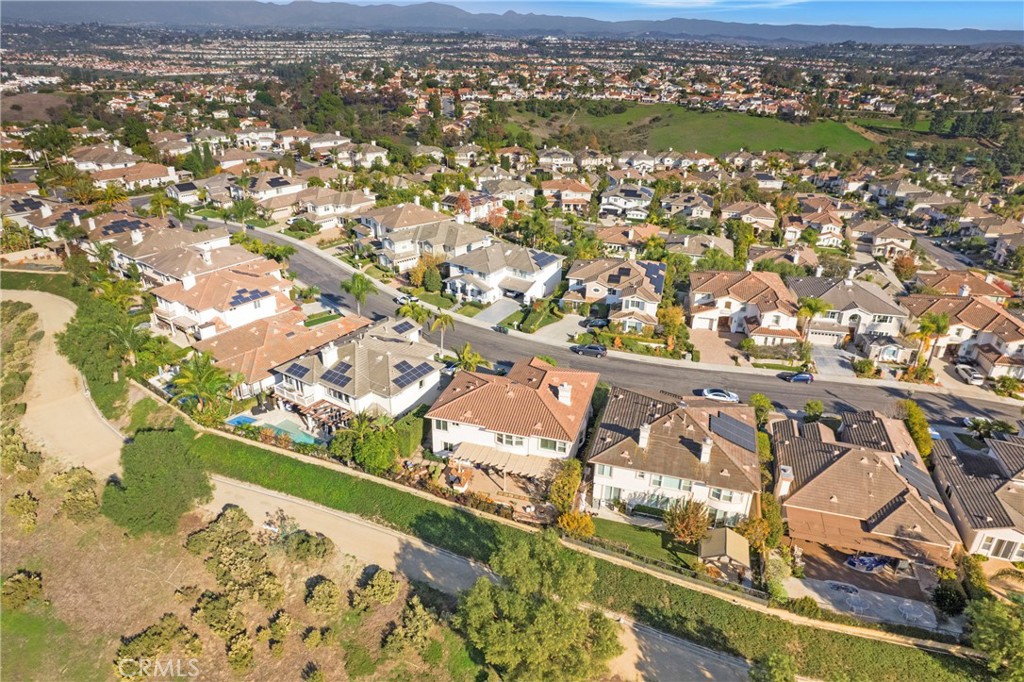 MLS #OC25270482 image #61