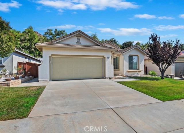 Detail Gallery Image 2 of 39 For 14732 Grandview Dr, Moreno Valley,  CA 92555 - 3 Beds | 2 Baths