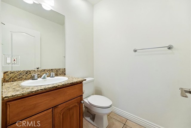 Detail Gallery Image 10 of 19 For 637 N. Fairview St #102,  Burbank,  CA 91505 - 3 Beds | 2/1 Baths
