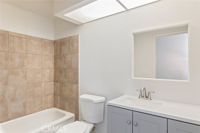 Detail Gallery Image 15 of 35 For 11657 Queensborough St, Riverside,  CA 92503 - 3 Beds | 2 Baths