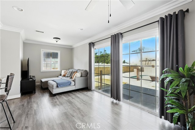 5103 N Nearglen Avenue, Covina CA: https://media.crmls.org/medias/3efdb154-6e27-4001-88a6-33253bc5e703.jpg