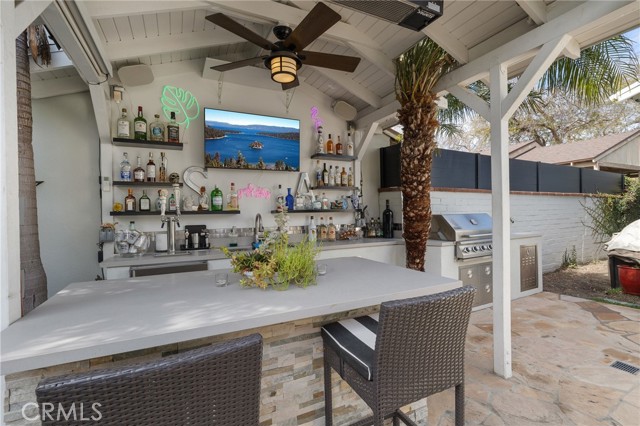 10340 Margate Street, North Hollywood CA: https://media.crmls.org/medias/3efe1d95-8cb3-4184-97cf-0ed8fcb7ffae.jpg