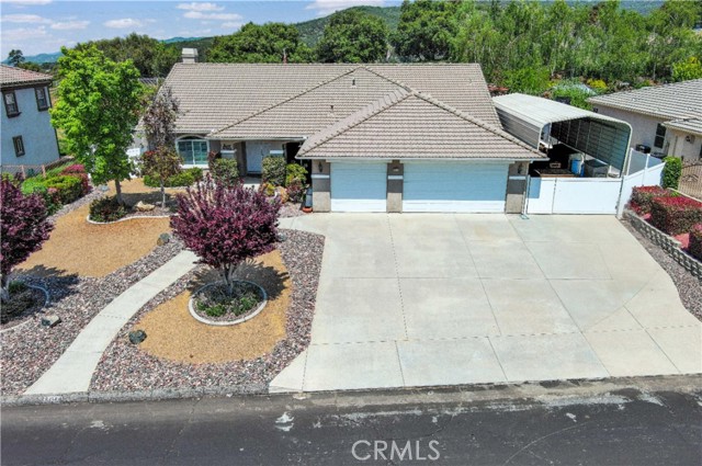 Detail Gallery Image 2 of 75 For 38256 Wild Poppy Ln, Yucaipa,  CA 92399 - 4 Beds | 3 Baths