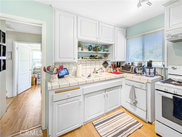 624 North Niagara photo 8