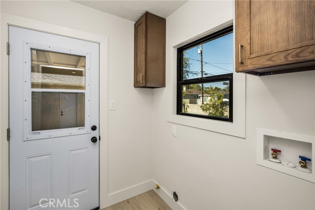 Image 23 of 69 For 1949 Chatwin Avenue