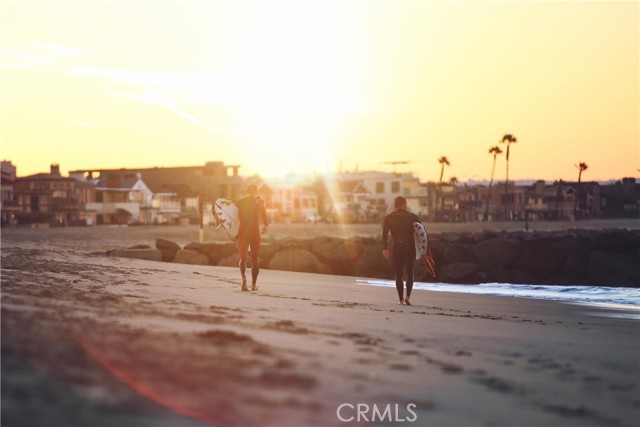 Detail Gallery Image 30 of 38 For 112 31st a,  Newport Beach,  CA 92663 - 3 Beds | 2 Baths