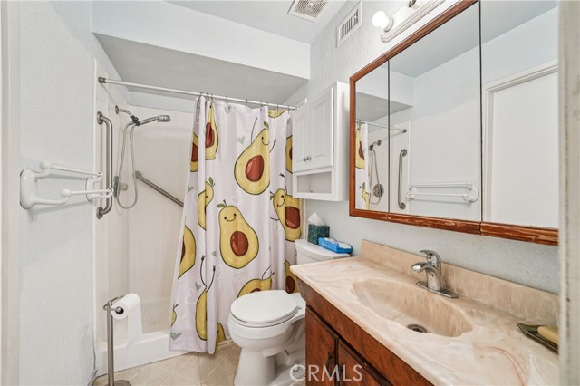 Detail Gallery Image 21 of 37 For 571 Oriole, Corona,  CA 92879 - 4 Beds | 2 Baths