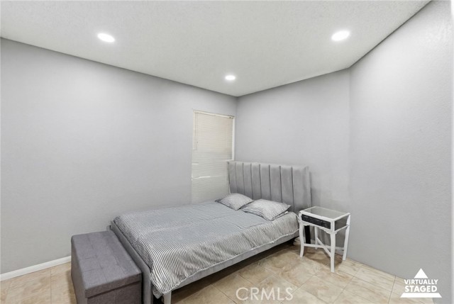 Detail Gallery Image 11 of 25 For 16488 Mountain Street, Lake Elsinore,  CA 92530 - 4 Beds | 2 Baths